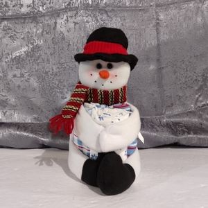 Winter Dreams Cute Felt Holiday Snowmen Holding 3 Dish Towels 10" H